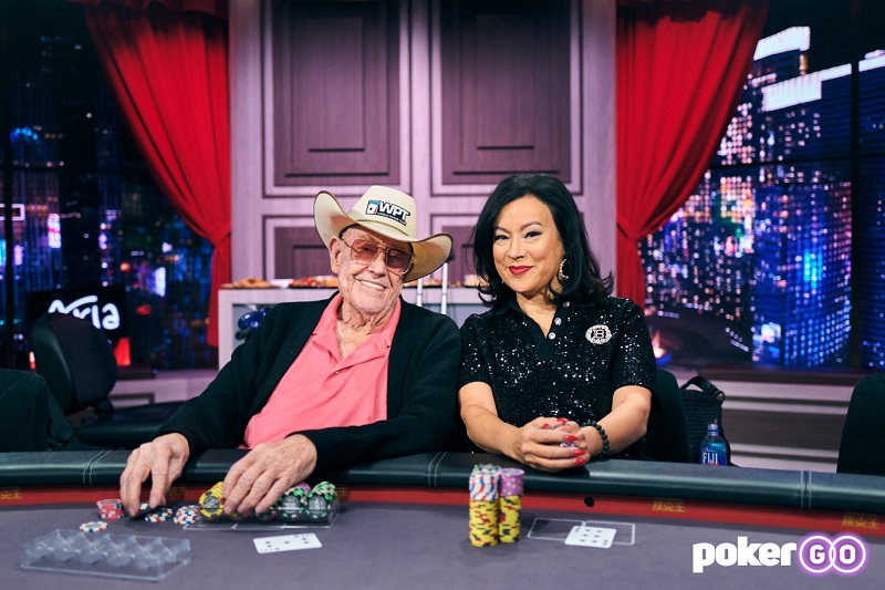 Doyle Brunson and Jennifer Tilly on the set of High Stakes Poker 